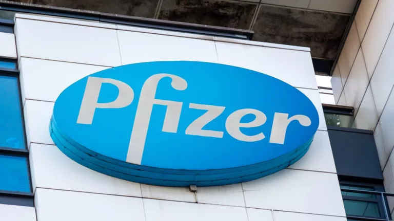 Pfizer skylt