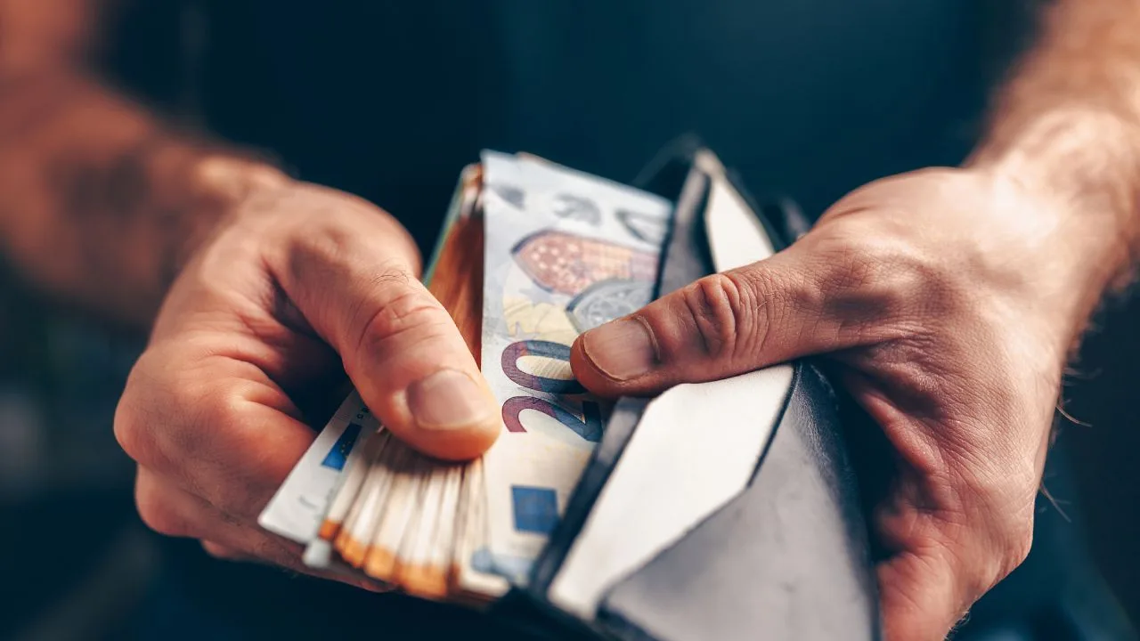 Storägaren vill köpa ut ADDvise från börsen