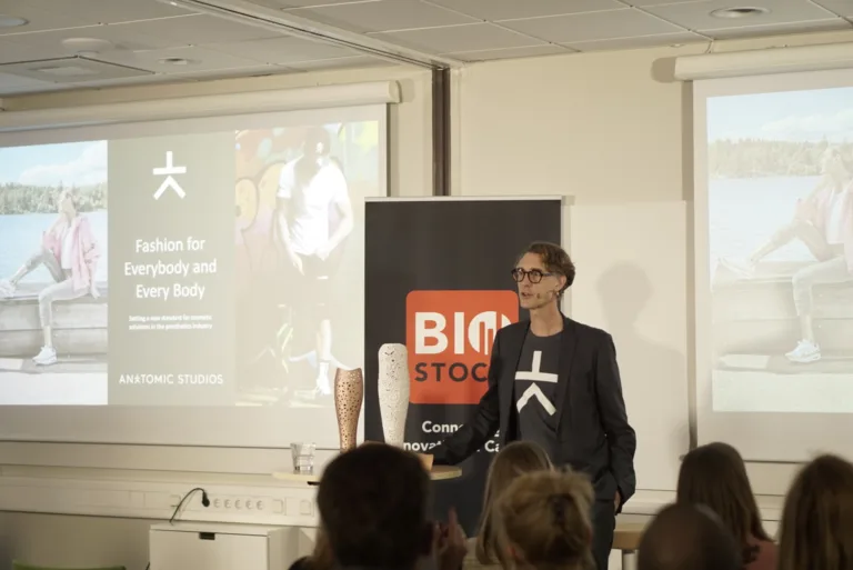 Anders Wallseth presenting Anatomic Studios at MedTech Summit